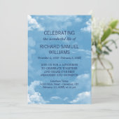 Blue Sky & White Wolken Lebensgefeiert Einladung (Stehend Vorderseite)