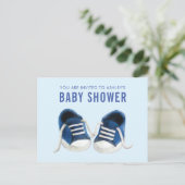 Blue Sneakers Baby Dusche Einladung Postkarte (Stehend Vorderseite)