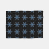 Blue Snowflake Fleece Blanket (Vorderseite (Horizontal))