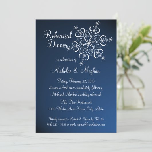 Blue Snowflake Probe Dinner Einladung (Stehend Vorderseite)