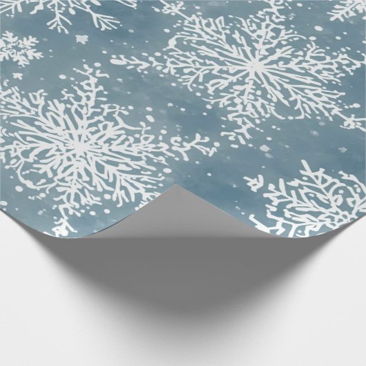 Blue Snowflakes Watercolor Winter Holiday Geschenkpapier (Ecke)