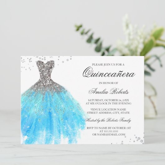 Blue Sparkle Dress Quinceanera Einladung (Stehend Vorderseite)