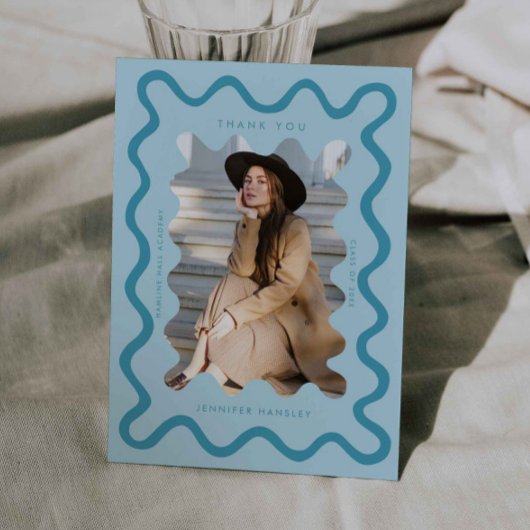 Blue Squiggg Wavy Frame Abschluss Vielen Dank Ankündigung