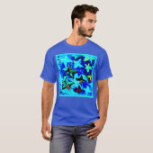 Blue Starry Night Sky. Jetzt kaufen T-Shirt (Vorne ganz)