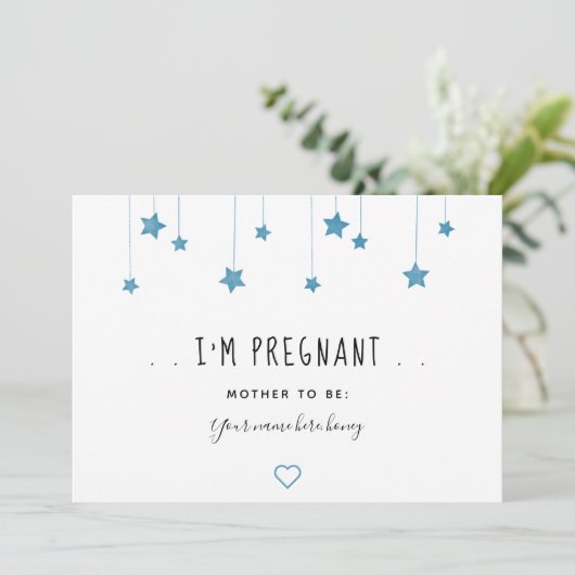 Blue Stars and Hearts Pregnancy Announcemente Card Ankündigung (Stehend Vorderseite)