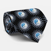 Blue Sternexplosion Yin Yang Krawatte (Gerollt)
