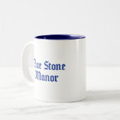 Blue Stone Manor Tasse und Shirt (Vorderseite Links)