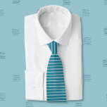 Blue Stripes Pattern Neck Tie Krawatte<br><div class="desc">Ein klassisches,  dünnes Streifen-Muster mit vier verschiedenen Farbtönen der Blues. Perfekt zum Tragen für jeden Anlass. © ArianeC Illustrations-Alle Rechte vorbehalten</div>