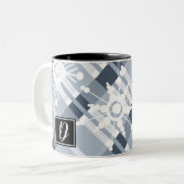 Blue Sweater Kariert Initial Snowflake Weihnachten Zweifarbige Tasse (Vorderseite Links)