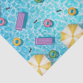 Blue Swimming Pool With Colorful Pool Floats Seidenpapier (Ausschnitt)