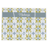 Blue Tile French Country Lemon Name Monogram Große Geschenktüte (Rückseite)