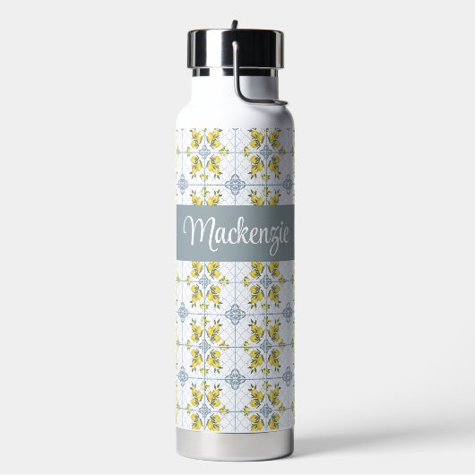 Blue Tile French Country Lemon Name Monogram Trinkflasche (Links)