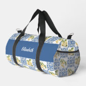 Blue Tile French Country Lemon Pattern Name Duffle Bag (Rechte Ecke)
