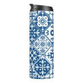 Blue Tile Santorini griechisch/spanisch Thema Thermosbecher (Nach rechts gedreht)