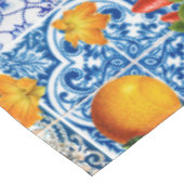 Blue tiles lemon Mediterranean Tischdecke (Schrägansicht)