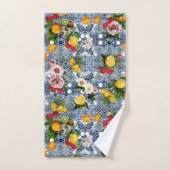 Blue tiles Mediterranean Floral  Badhandtuch Set (Handtuch)