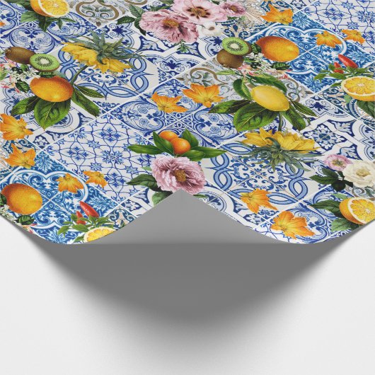 Blue Tiles Mediterranean Pattern Geschenkpapier (Ecke)