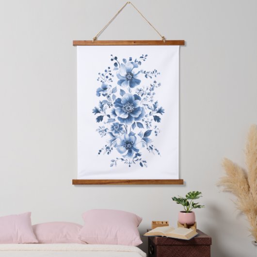 Blue Toile Regina Chinoiserie Unexpected Classic T Wandteppich Mit Holzrahmen (Schlafzimmer)