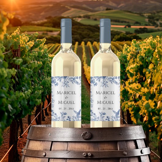 Blue Toile Vintage Wedding Weinetikett