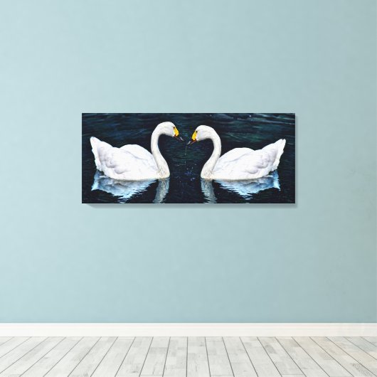 Blue Tranquil Lake Pair Schönes Weiß Schwan Leinwanddruck (Insitu (Holzboden))