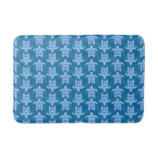 Blue Tribal Honu Sea Turtles Badematte (Vorderseite)