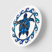 Blue Tribal Turtle Sun Runde Wanduhr (Winkel)