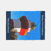 Blue Trimmed Hilton Head Harbour Town Lighthouse Fleecedecke (Vorderseite (Horizontal))