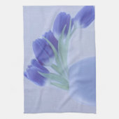 Blue Tulips Still Life Geschirrtuch (Vertikal)