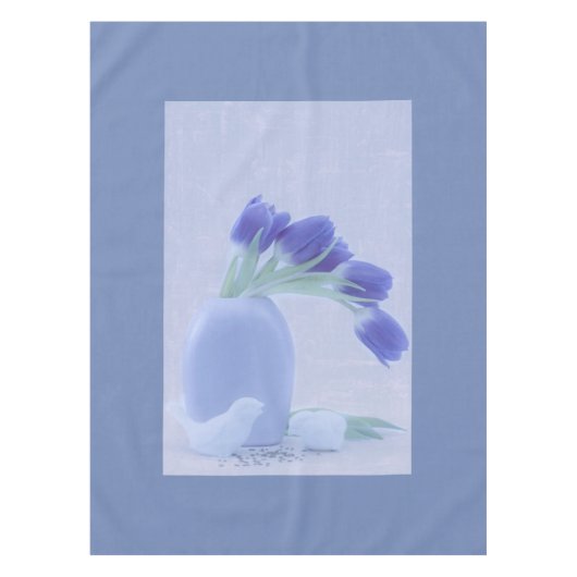 Blue Tulips Still Life Tischdecke (Vorderseite)