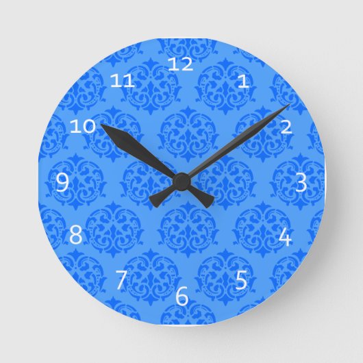 Blue Victorian Pattern Wall Clocks Runde Wanduhr (Vorderseite)