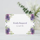Blue Violet Wild Rose Hochzeit RSVP Karte (Stehend Vorderseite)