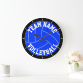 Blue Volleyball Custom Team Name / Text Wall Clock Große Wanduhr (Zuhause)