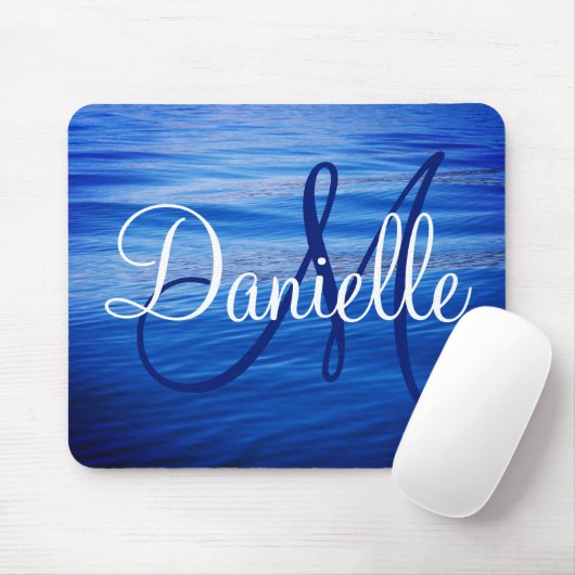 Blue Water Foto Dark Blue und White Monogram Mousepad (Mit Mouse)