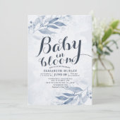 Blue Watercolor Blätter Baby Shower Baby in Bloom Einladung (Stehend Vorderseite)