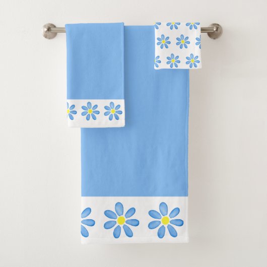 Blue Watercolor Daisy Muster Badhandtuch Set (Insitu)