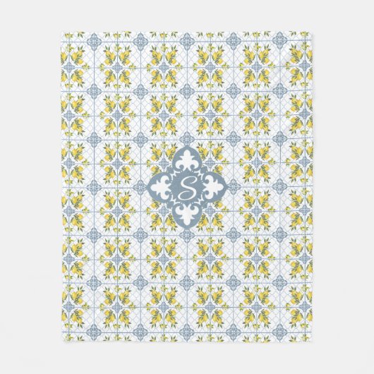 Blue Watercolor French Country Lemon Name Monogram Fleecedecke (Vorderseite)