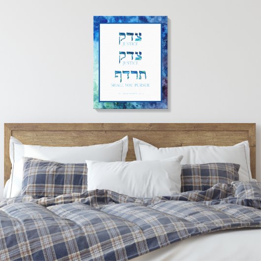 Blue Watercolor Hebrew Tzedek Justice Stretted Leinwanddruck (Insitu (Schlafzimmer))