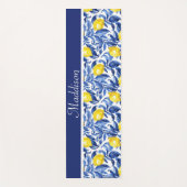 Blue Watercolor Lemon Pattern Monogram Name Yogamatte (Vorderseite)