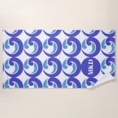 Blue Wave Monogram Beach Handtuch (Vorderseite)