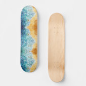 Blue Waves am Sandstrand Skateboard (Vorderseite)