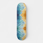 Blue Waves am Sandstrand Skateboard (Vorne)