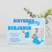 Blue Whale Boys Foto Geburtstagsparty Einladung (Stehend Vorderseite)