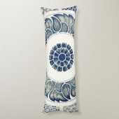 Blue White Blumenchinesisch Runde Seitenschläferkissen (Rückseite (Vertikal))