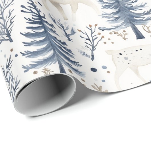 Blue White Christmas Trees Deer Geschenkpapier (Rolleneckpunkt)