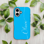Blue White Elegant Calligraphy Script Name Case-Mate iPhone 14 Hülle<br><div class="desc">Blue White Elegant Calligraphy Script Custom Personalisiert Name iPhone 14 Smart Phone Cases zeichnen sich durch ein modernes und trendiges,  einfaches und stilvolles Design aus,  mit Ihrem personalisierten Namen in eleganter handgeschriebener Schrift Typografie auf blauem Hintergrund. Entworfen von ©Evco Studio www.zazzle.com/store/evcostudio</div>