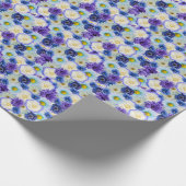 Blue White Floral Collage Brautparty Party Geschenkpapier (Ecke)