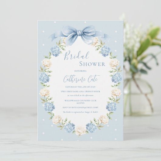 Blue White Hydrangeas Ribbon Vintage Bridal Shower Einladung (Stehend Vorderseite)