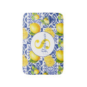Blue White Lemon Tile Pattern Name Monogram Citrus Badematte (Vorderseite Vertikal)