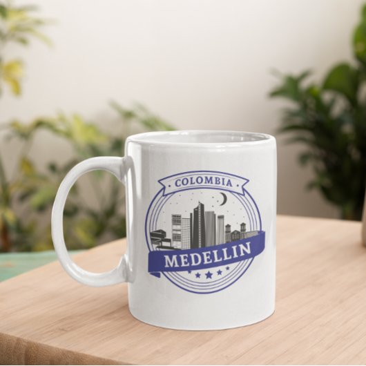 Blue White Medellin Colombia Cityscape Logo Kaffeetasse