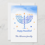 Blue & White Menorah Candles mit Hanukkah Wünschen Dankeskarte<br><div class="desc">Ein elegantes blau-weiß-Design mit Menorah-Kerzen und einer Happy Hanukkah-Nachricht für Ihre Lieben.</div>